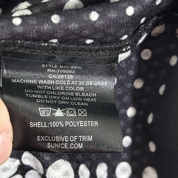 Sunice Sport Jacket Womens Size Small Protek Hooded Black Golf Outdoors Zip - Picture 5 of 9